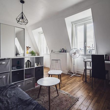 Апартаменты Superb Bright Studio Next To The Seine Париж Экстерьер фото